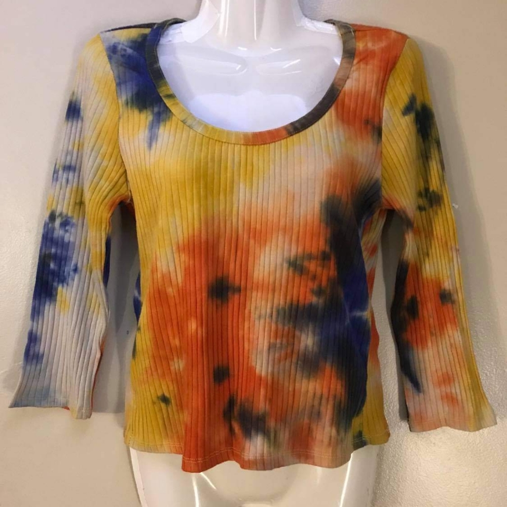 Heart Hips brand large blouse with orange and yellow